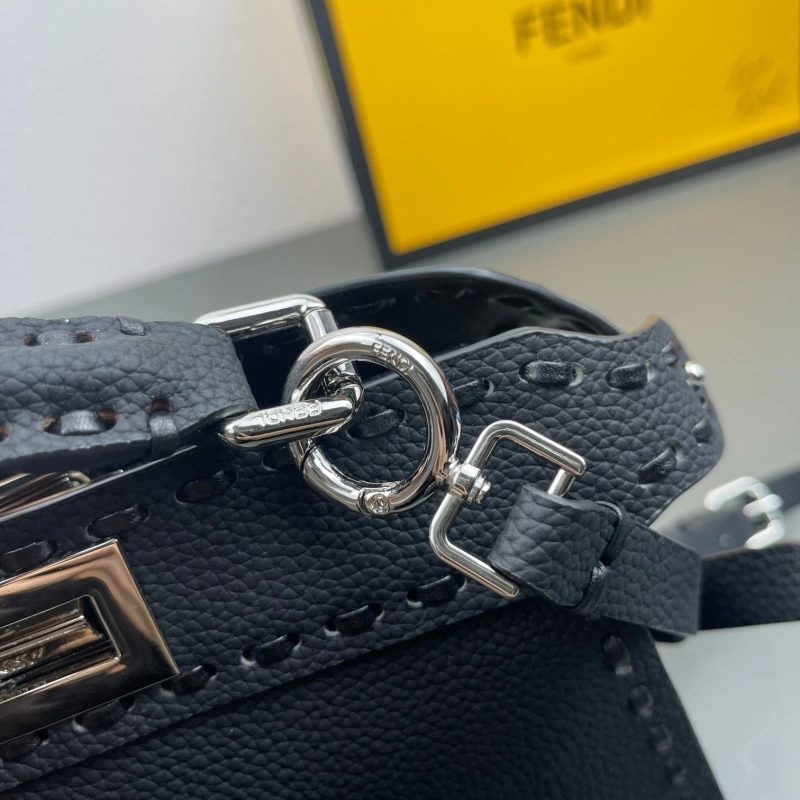 F**di top handle bags 4220d-0139