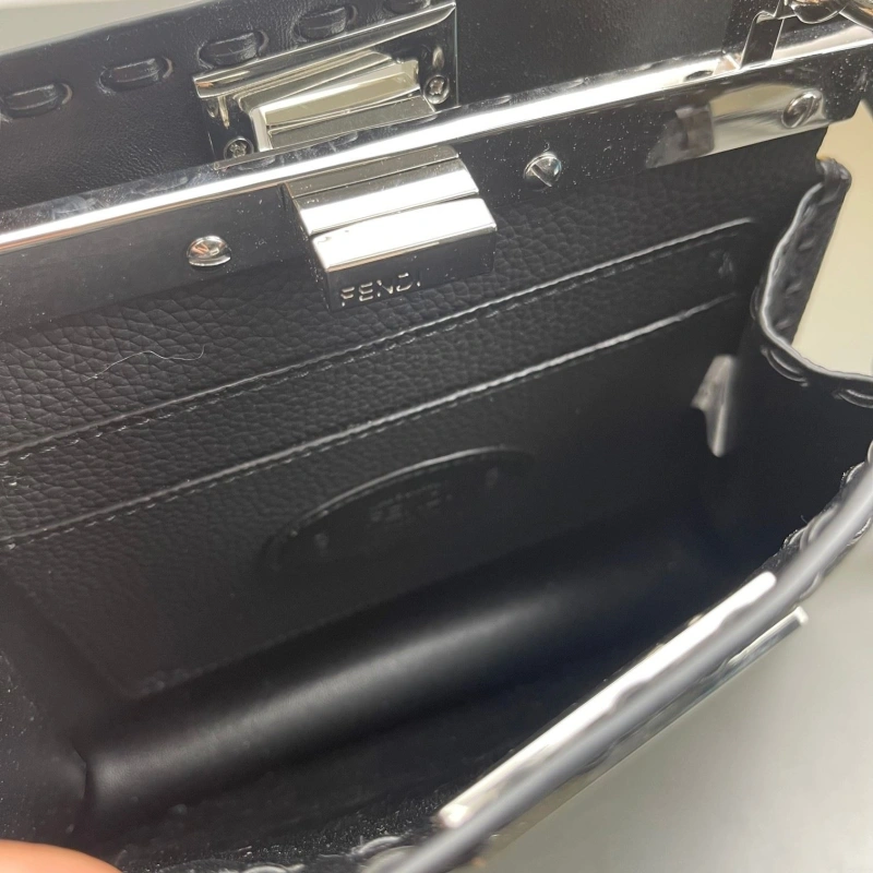 F**di top handle bags 4220d-0139