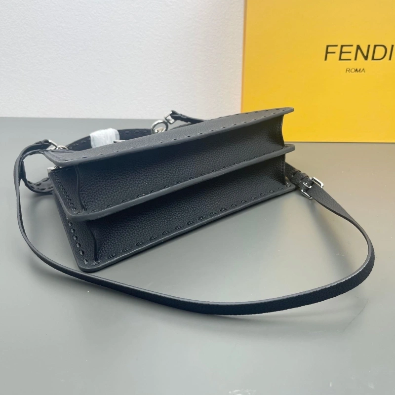 F**di top handle bags 4220d-0144