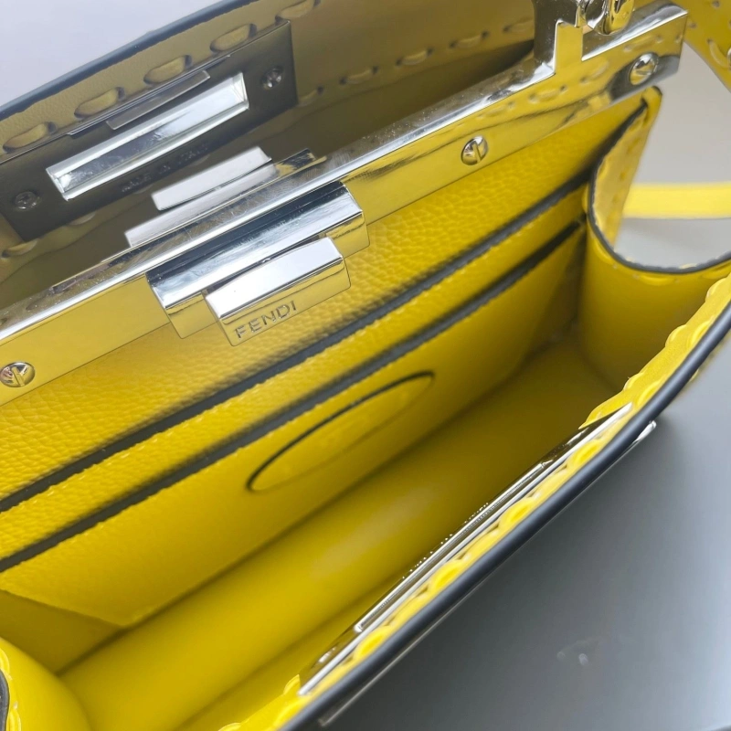 F**di top handle bags 4220d-0148