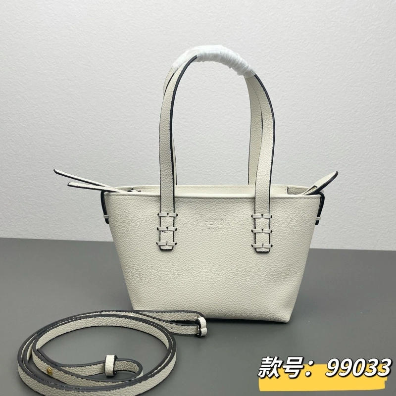 F**di shopping bags 4220d-0152