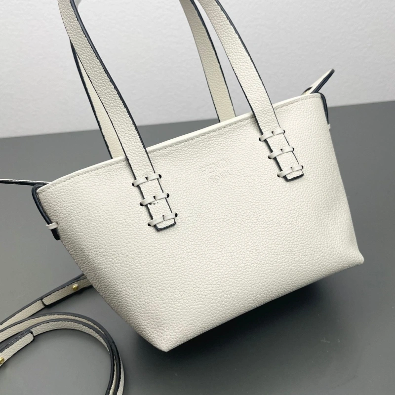 F**di shopping bags 4220d-0152