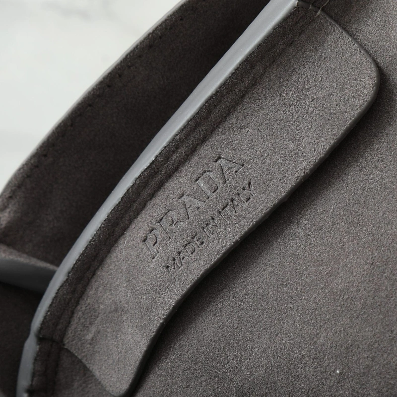 Pra*a shopping bags 4220d-0199