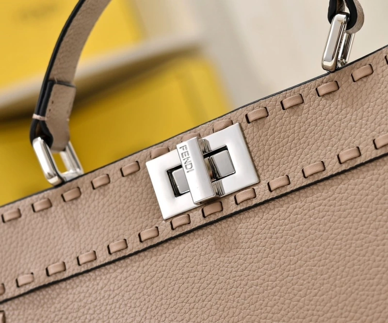 F**di top handle bags 4220d-0381