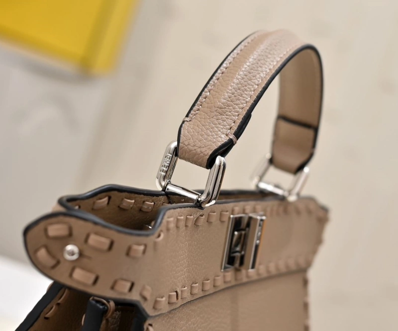 F**di top handle bags 4220d-0381