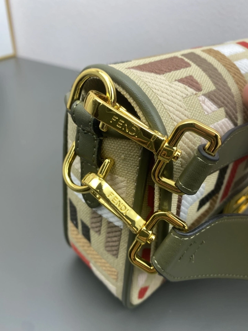F**di baguette bags 4220d-0483