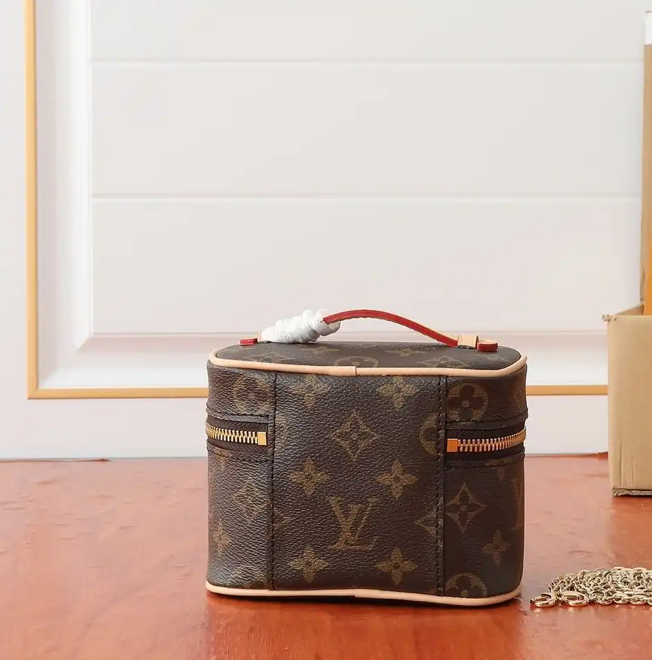 LV Cosmetic Bags 4220D-0490