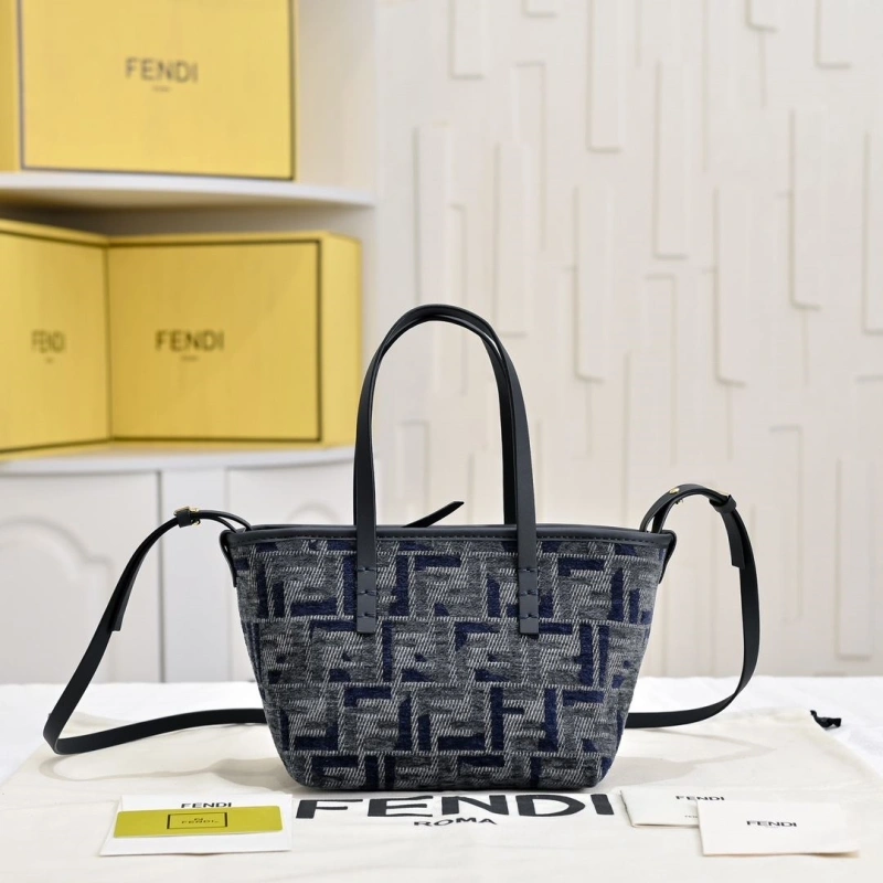 F**di shopping bags 4220d-0501