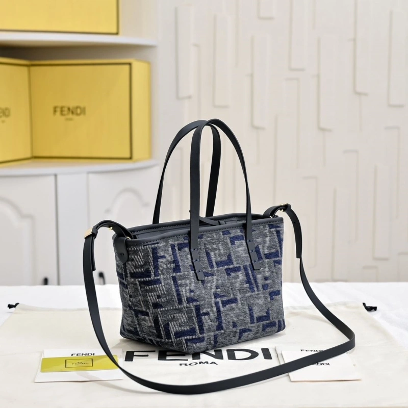 F**di shopping bags 4220d-0501