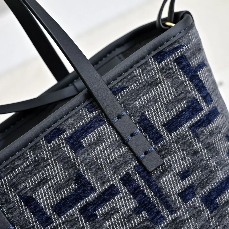 F**di shopping bags 4220d-0501