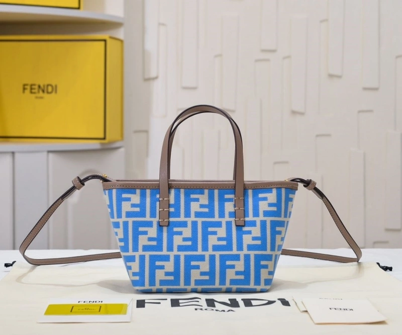 F**di shopping bags 4220d-0518