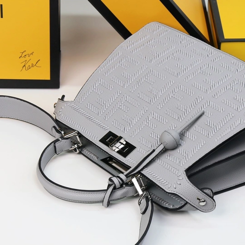 F**di top handle bags 4220d-0523