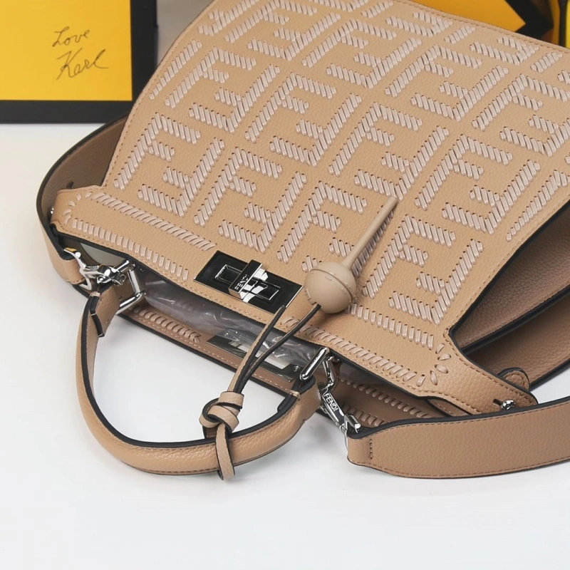 F**di top handle bags 4220d-0524
