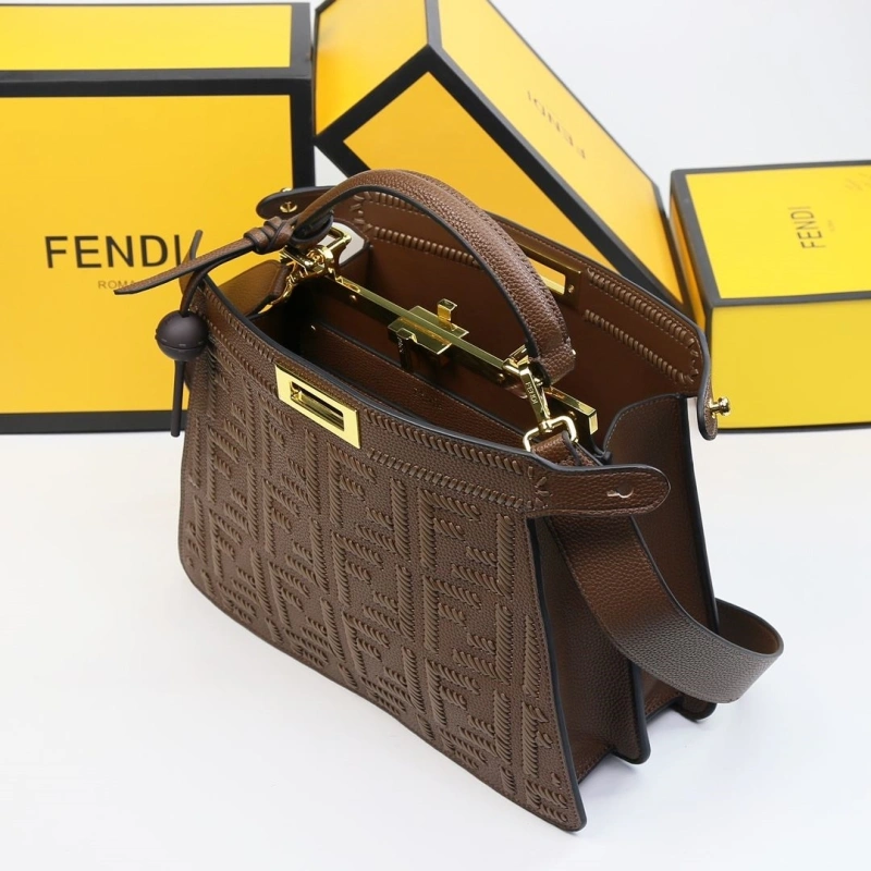 F**di top handle bags 4220d-0526