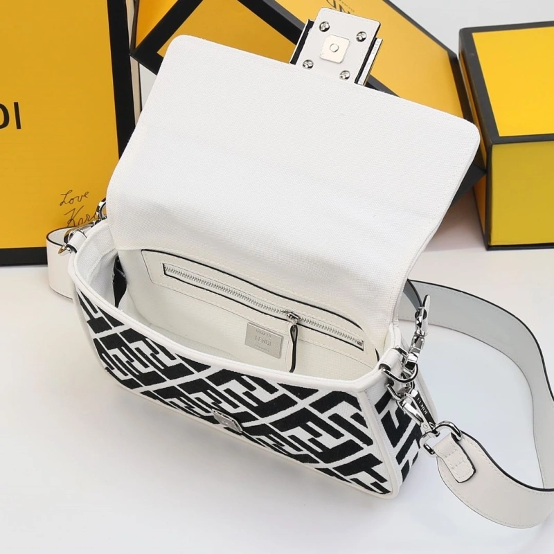 F**di baguette bags 4220d-0535