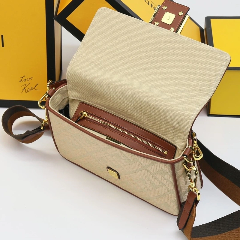 F**di baguette bags 4220d-0537