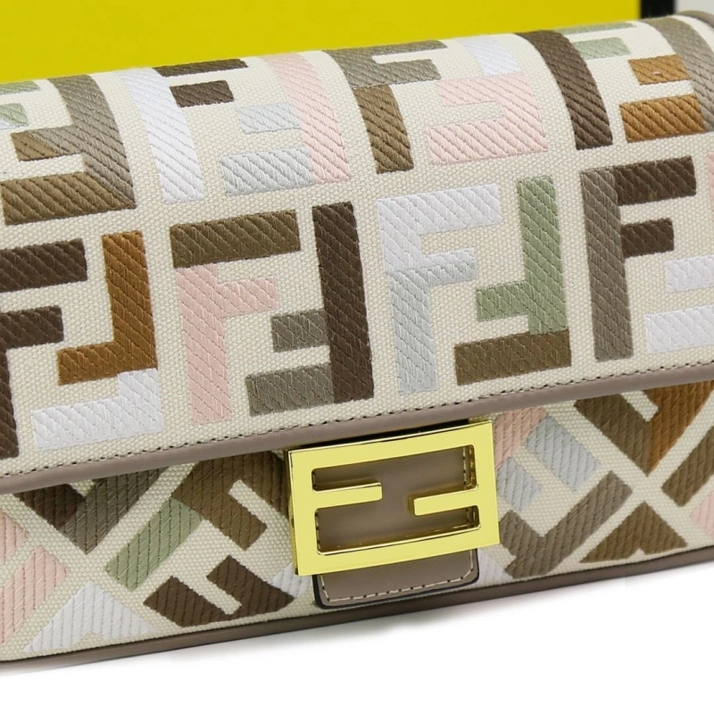 F**di baguette bags 4220d-0541