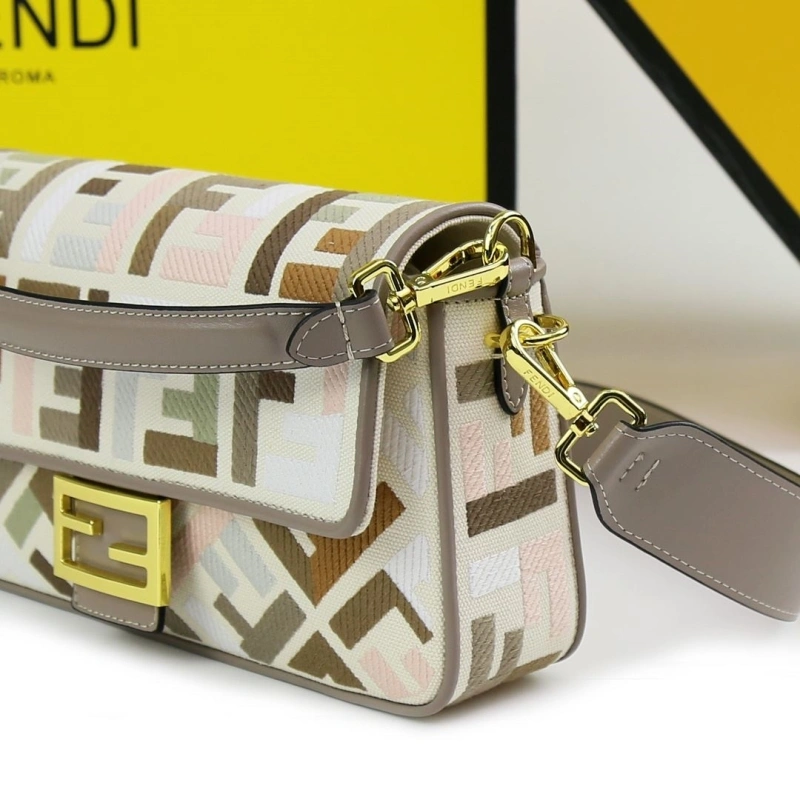 F**di baguette bags 4220d-0541