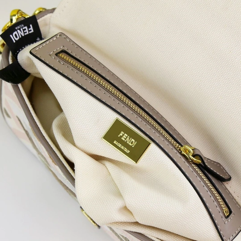 F**di baguette bags 4220d-0541