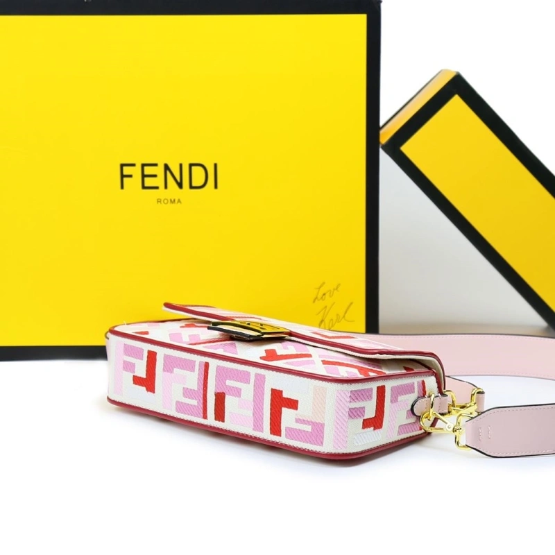F**di baguette bags 4220d-0546