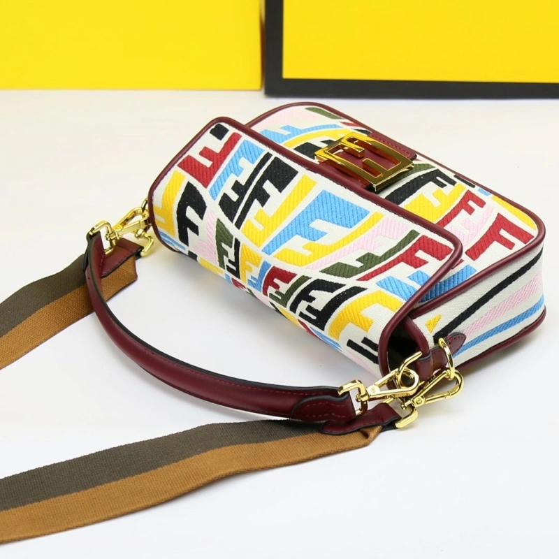 F**di baguette bags 4220d-0549