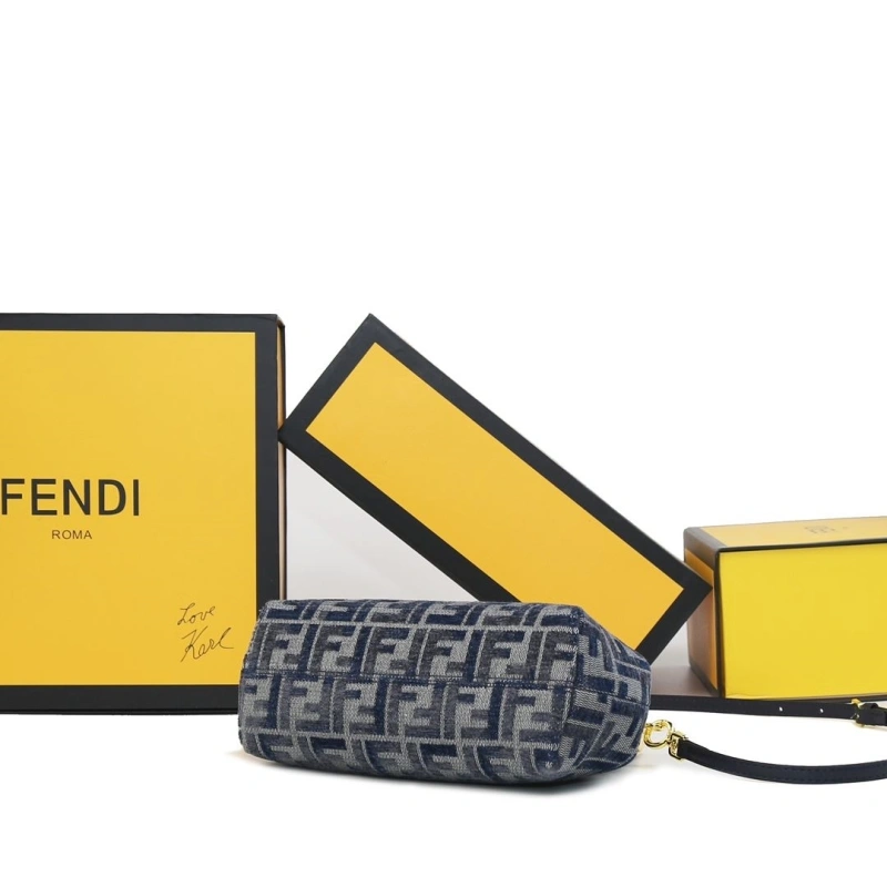 F**di first bags 4220d-0551