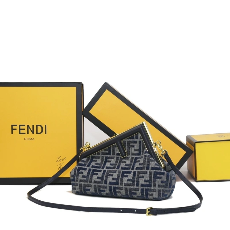 F**di first bags 4220d-0551