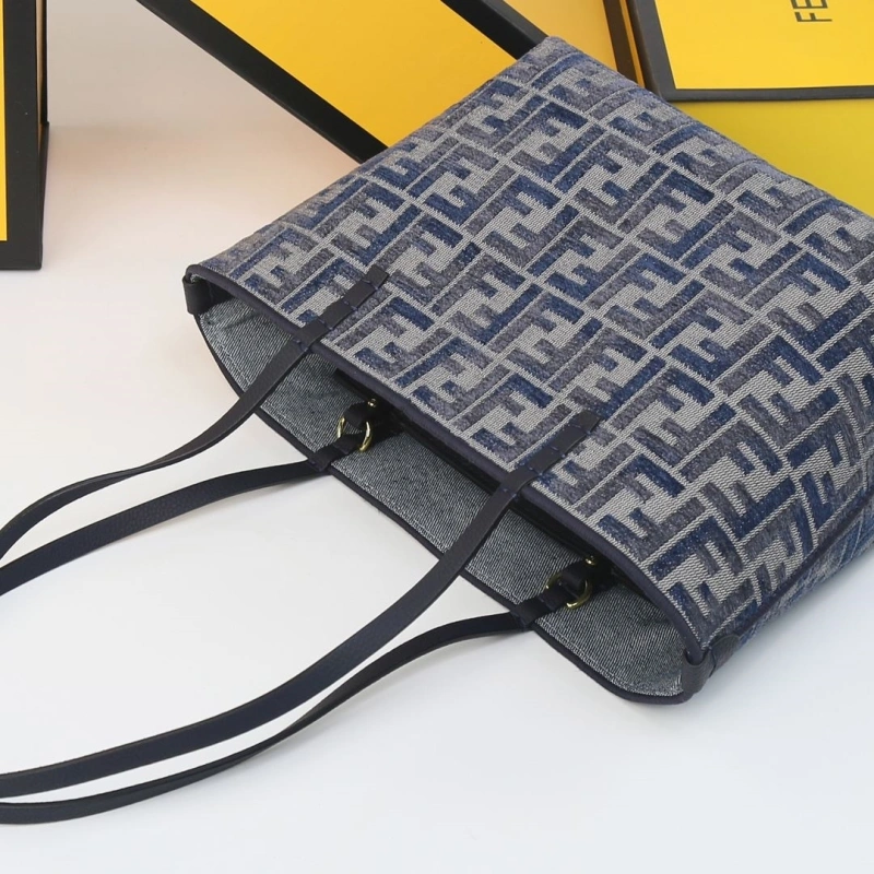 F**di shopping bags 4220d-0553
