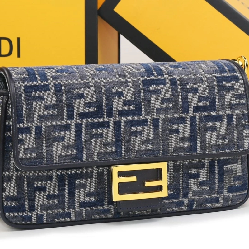 F**di baguette bags 4220d-0554