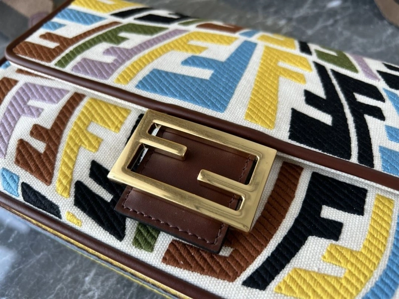 F**di baguette bags 4222c-0141