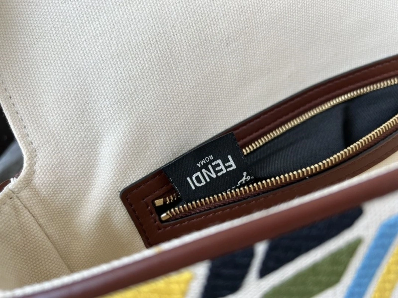 F**di baguette bags 4222c-0141