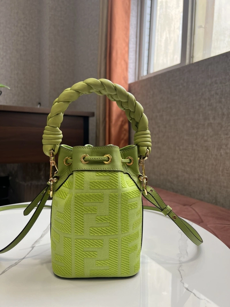 F**di bucket bags 4222c-0154