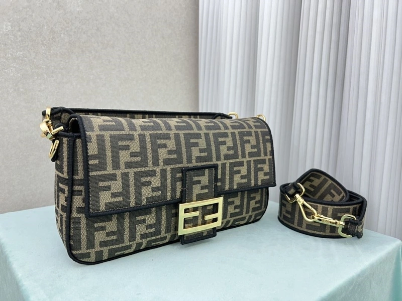 F**di baguette bags 4222c-0388
