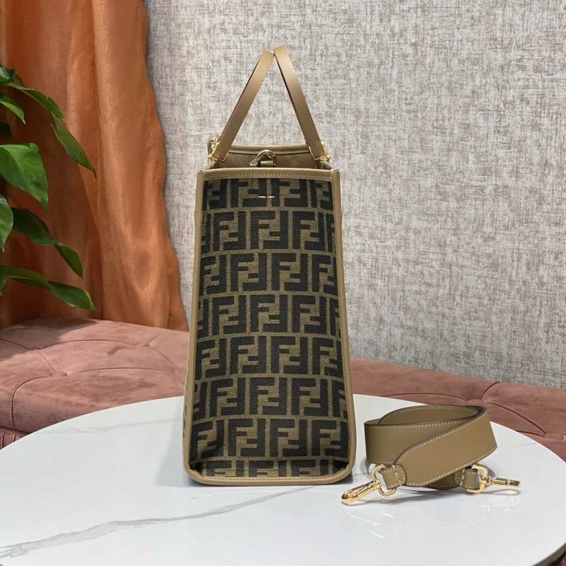 F**di shopping bags 4222c-0446
