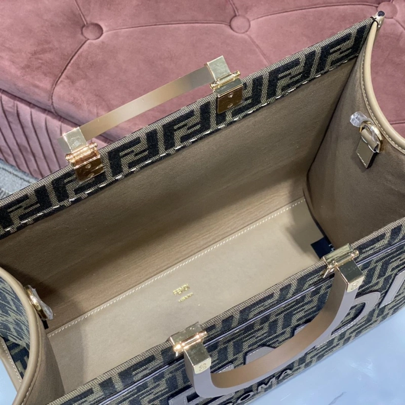 F**di shopping bags 4222c-0446