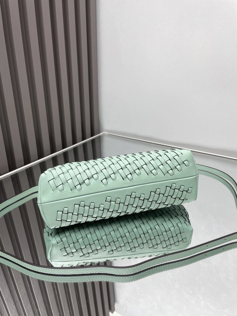 F**di first bags 4222c-0673