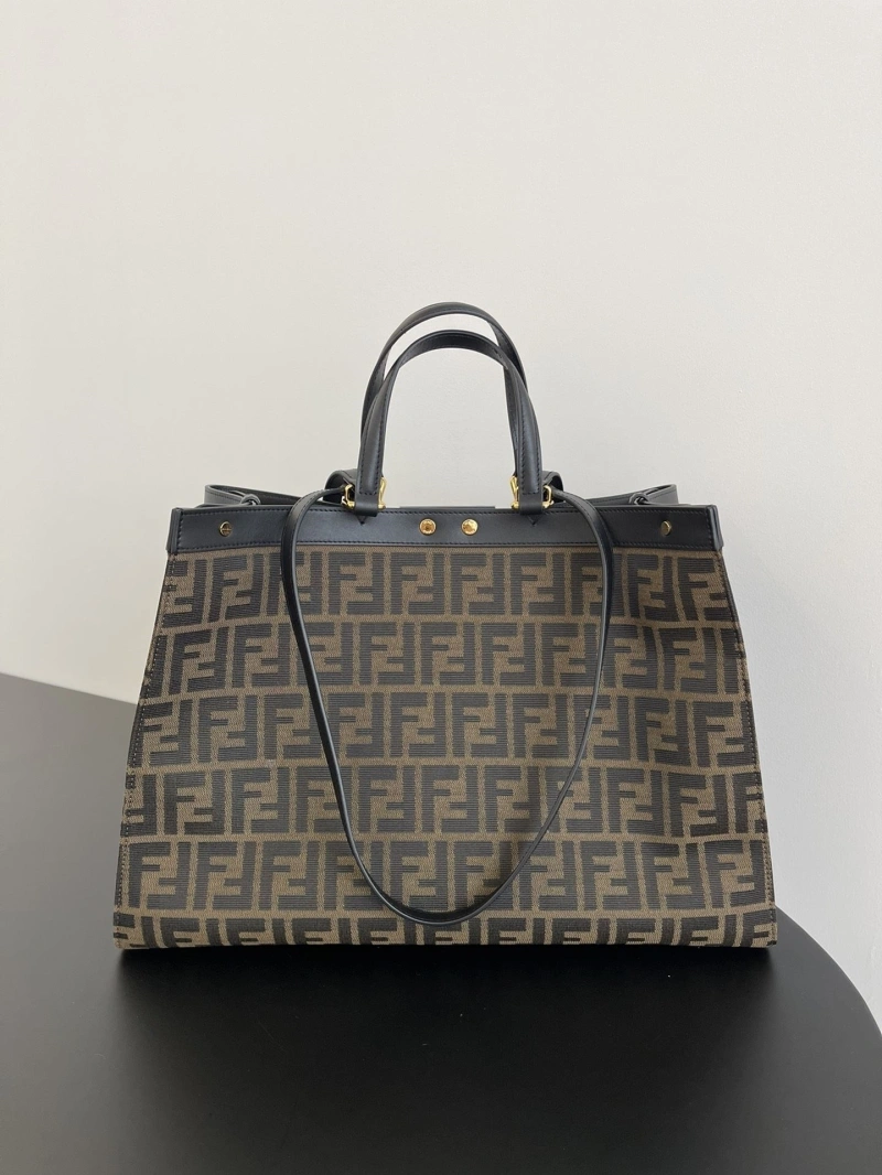 F**di shopping bags 4222c-0683