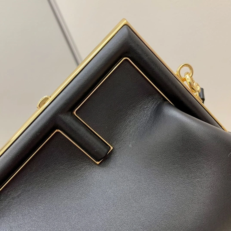 F**di first bags 4222c-0776