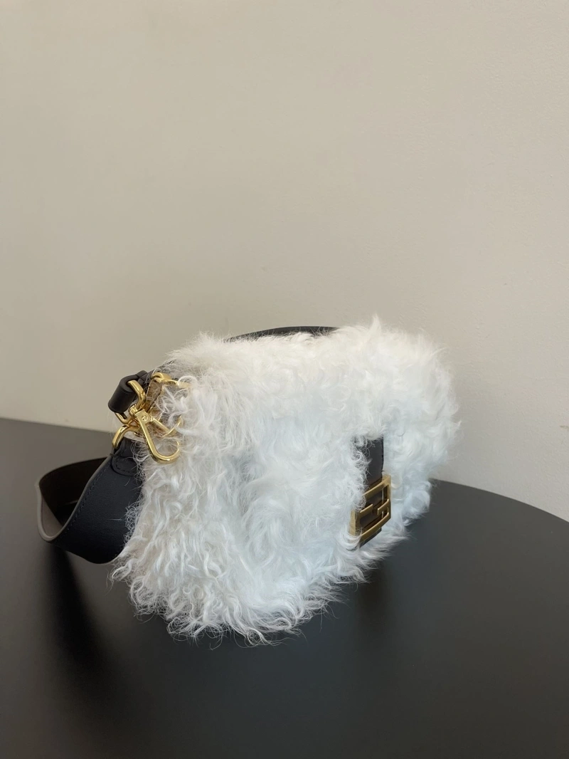 F**di baguette bags 4222c-0803