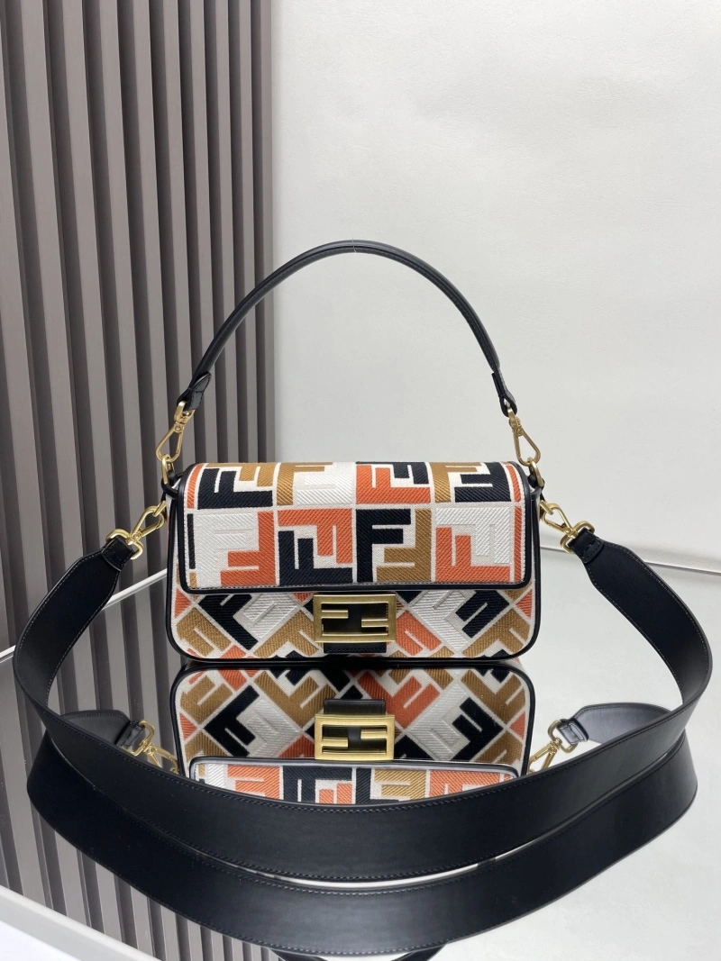 F**di baguette bags 4222c-0860