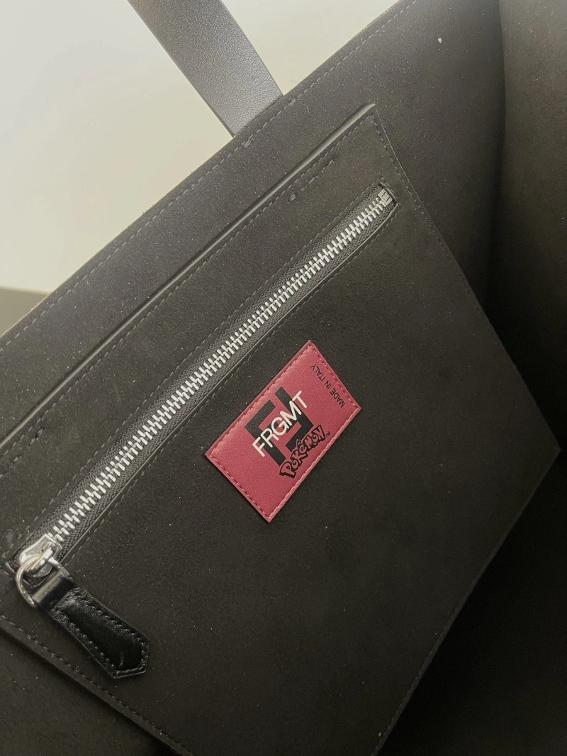 F**di shopping bags 4222c-0869