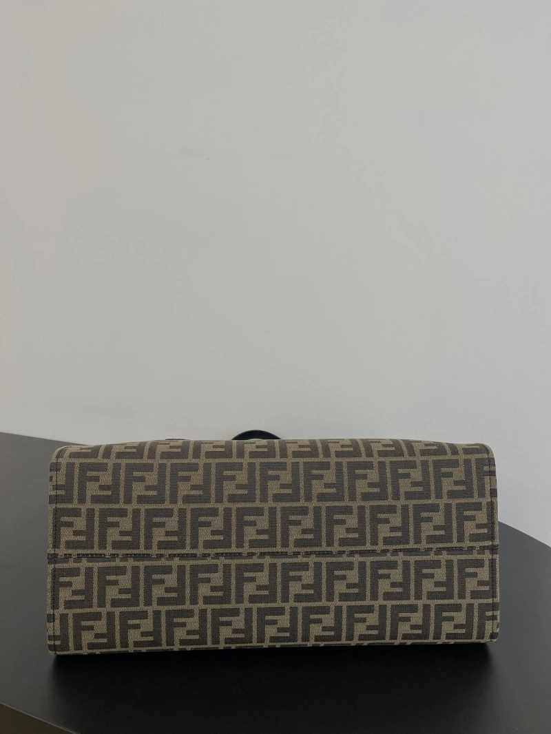 F**di shopping bags 4222c-0869
