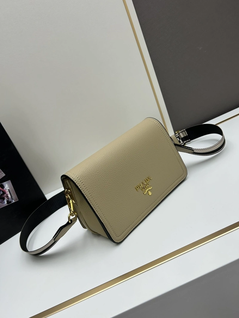 Pra*a satchel bags 4224-0079