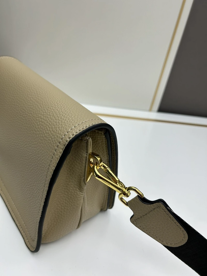 Pra*a satchel bags 4224-0079