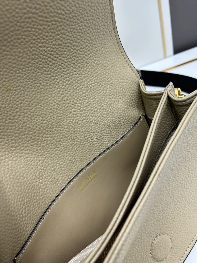 Pra*a satchel bags 4224-0079