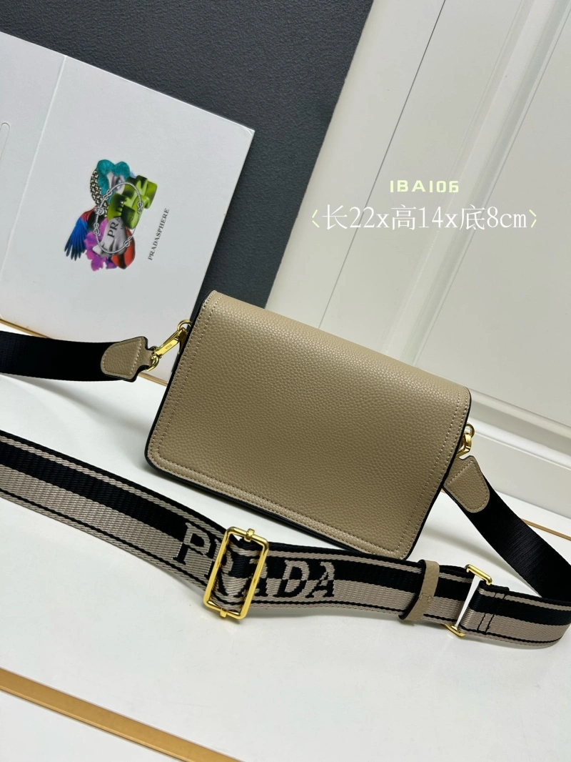 Pra*a satchel bags 4224-0144