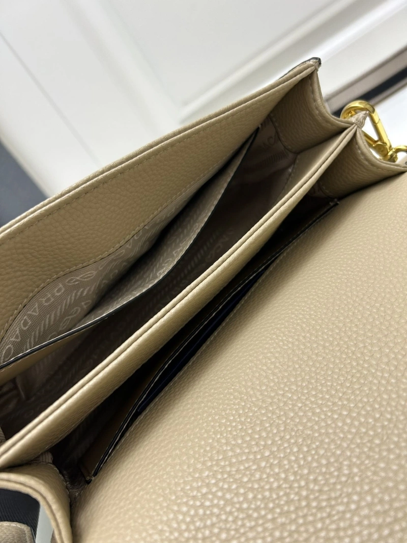Pra*a satchel bags 4224-0144