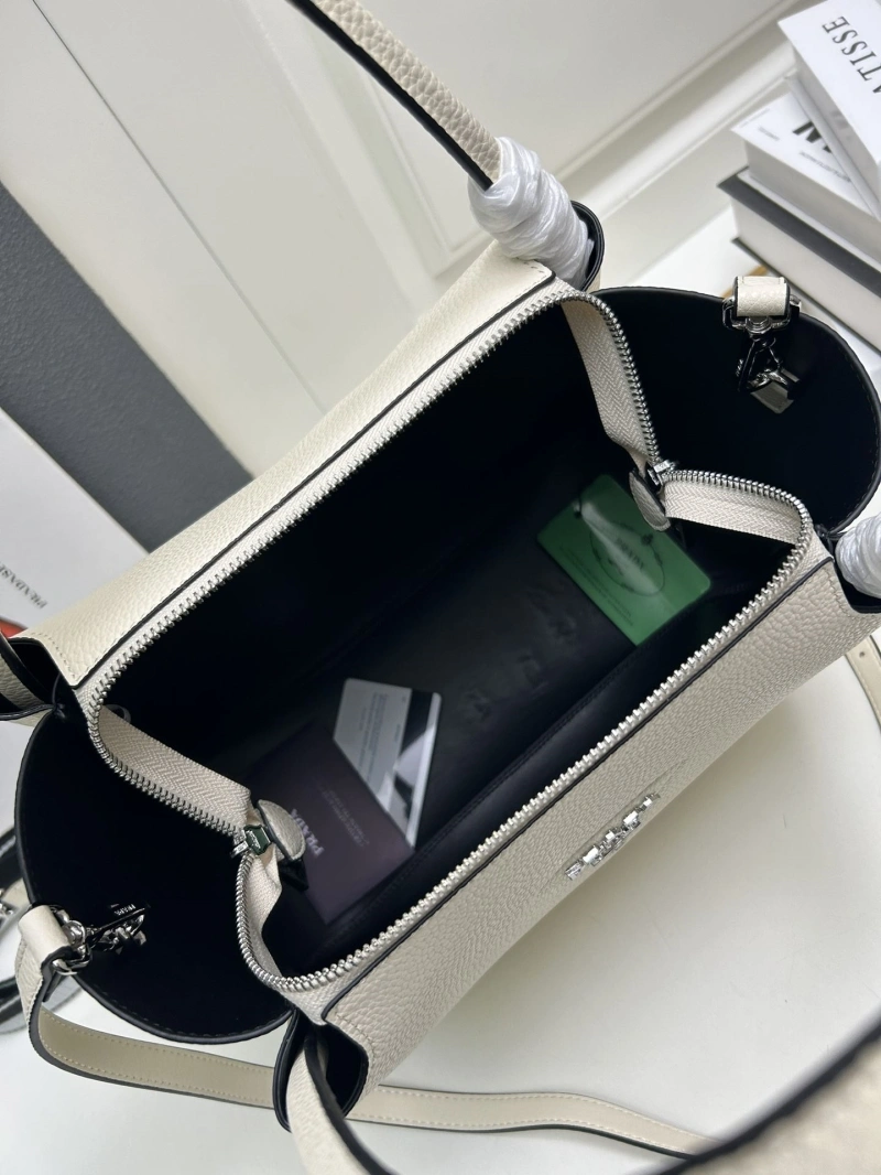 Pra*a top handle bags 4224-0198
