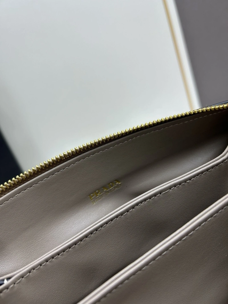 Pra*a satchel bags 4224-0413