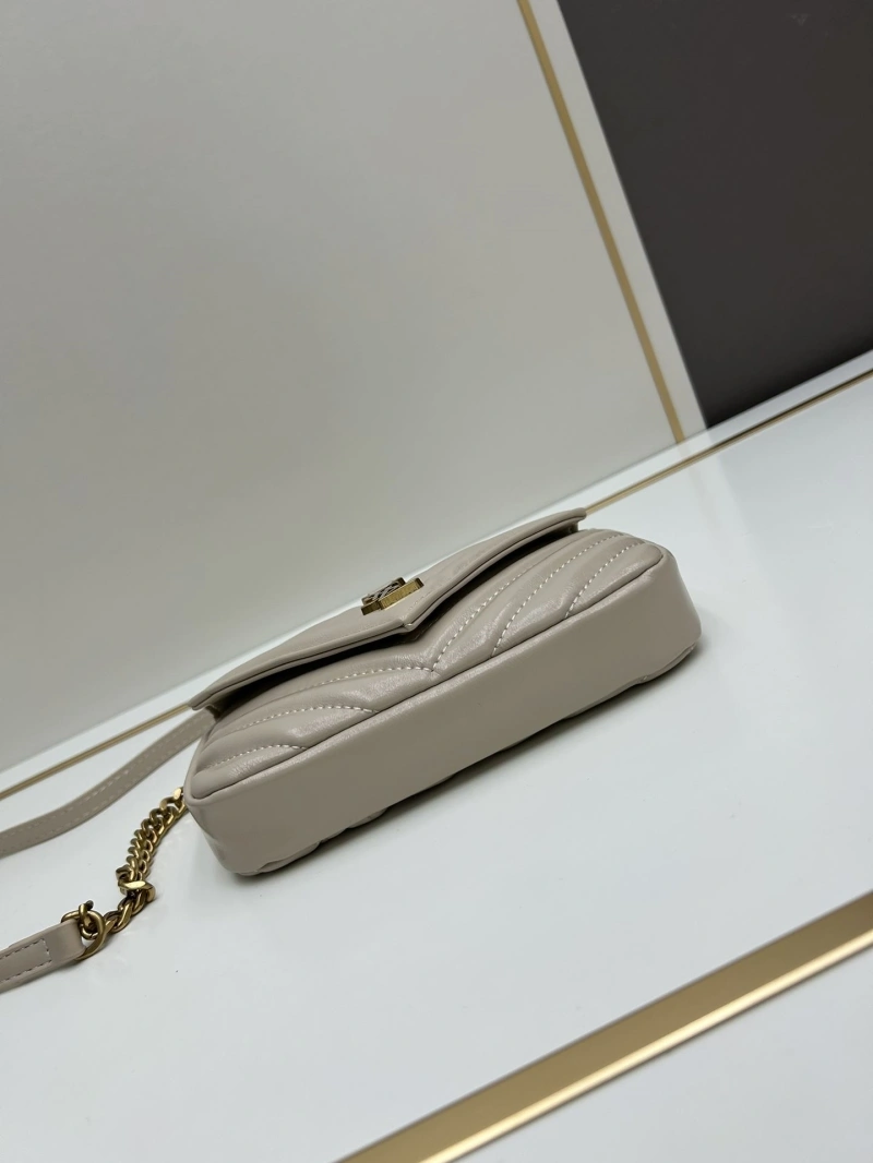 Y51 top handle bags 4224-0496